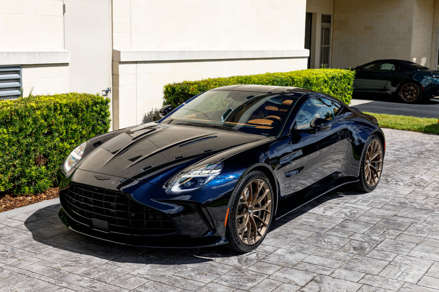 2026 Aston Martin Vantage Base