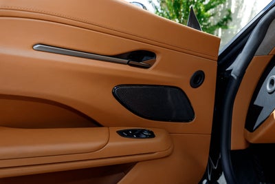 2026 Aston Martin Vantage Base