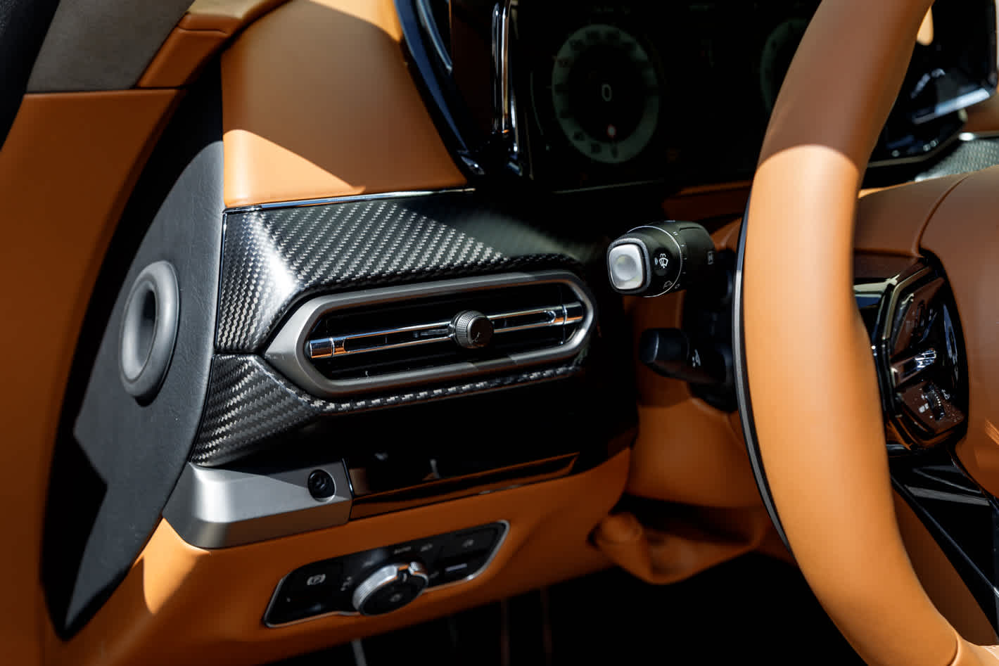 2026 Aston Martin Vantage Base