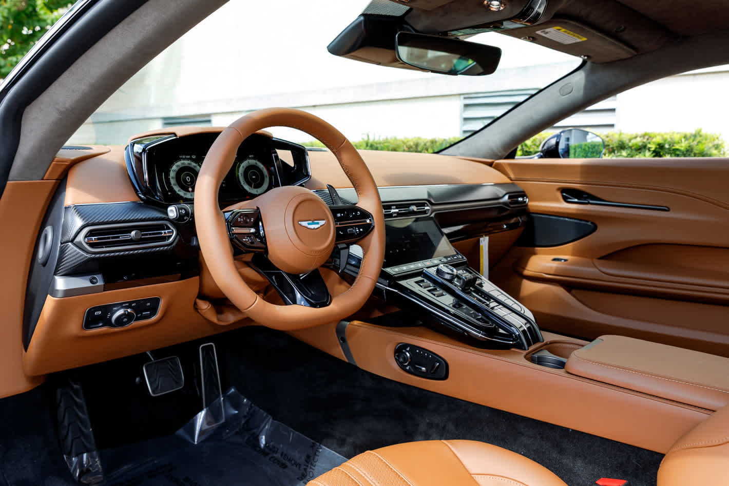 2026 Aston Martin Vantage Base