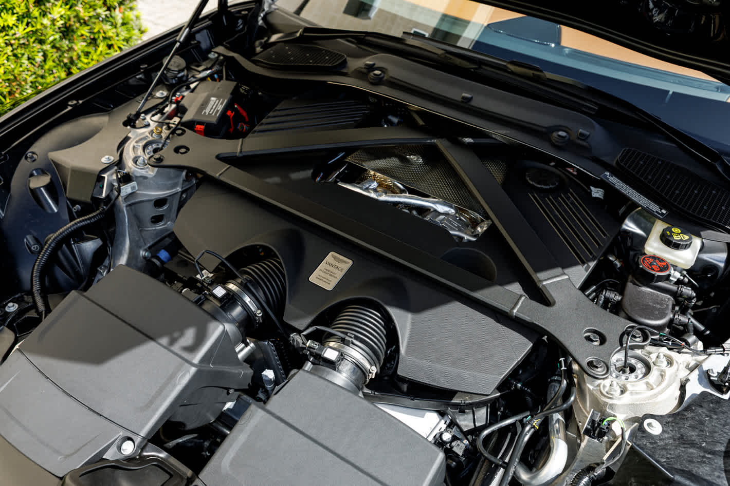 2026 Aston Martin Vantage Base