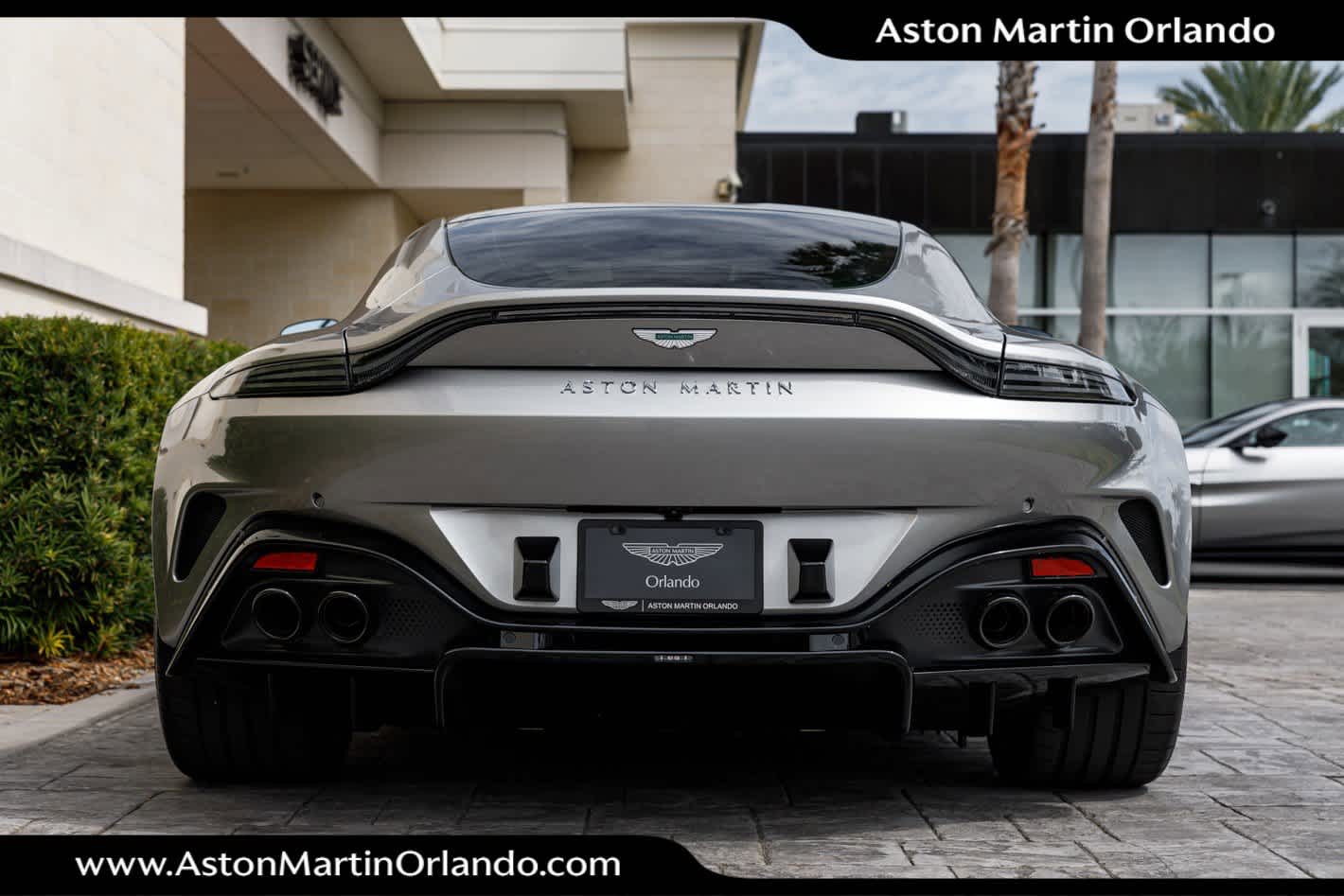 2025 Aston Martin Vantage Base