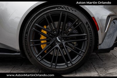 2025 Aston Martin Vantage Base