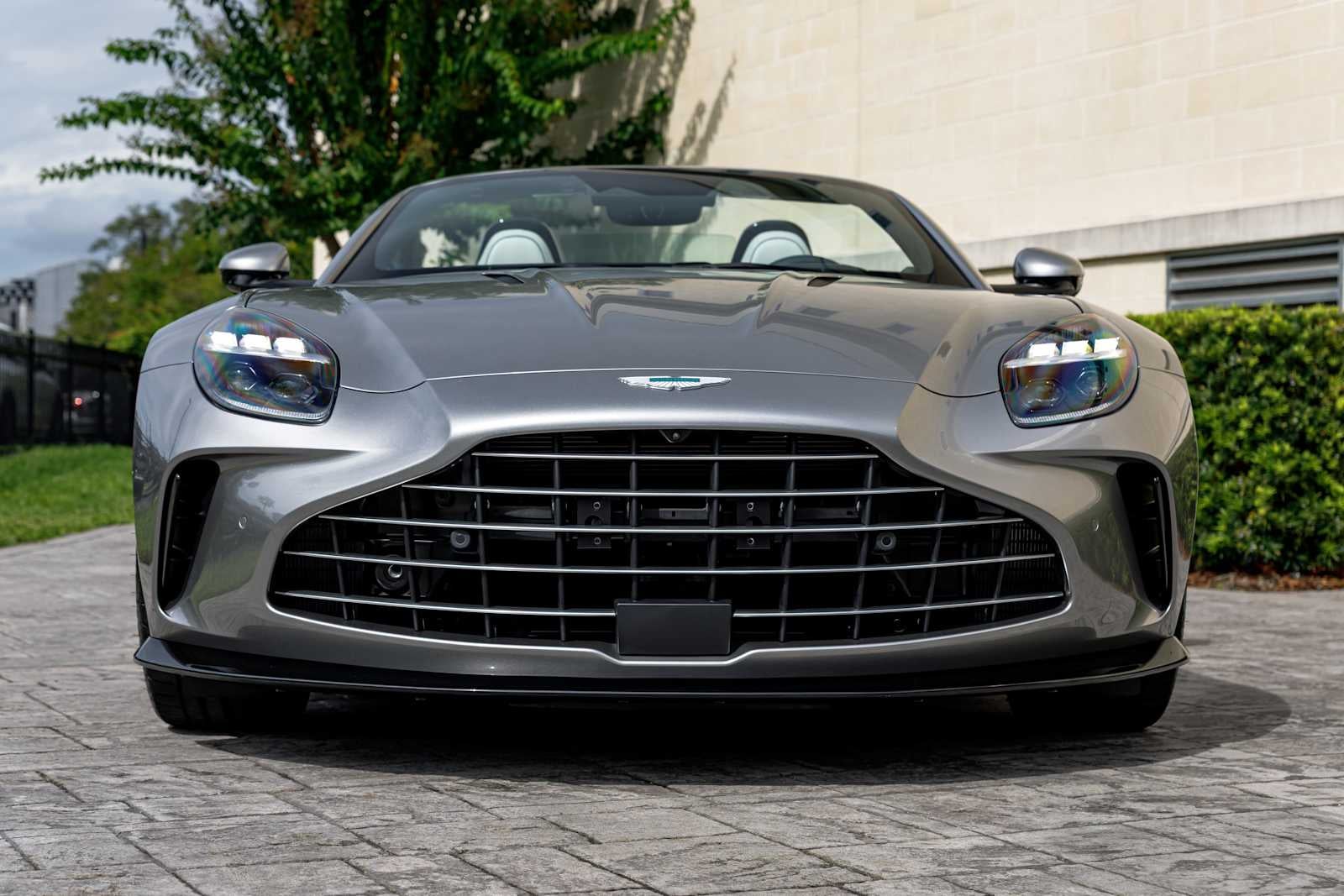 2026 Aston Martin Vantage Base