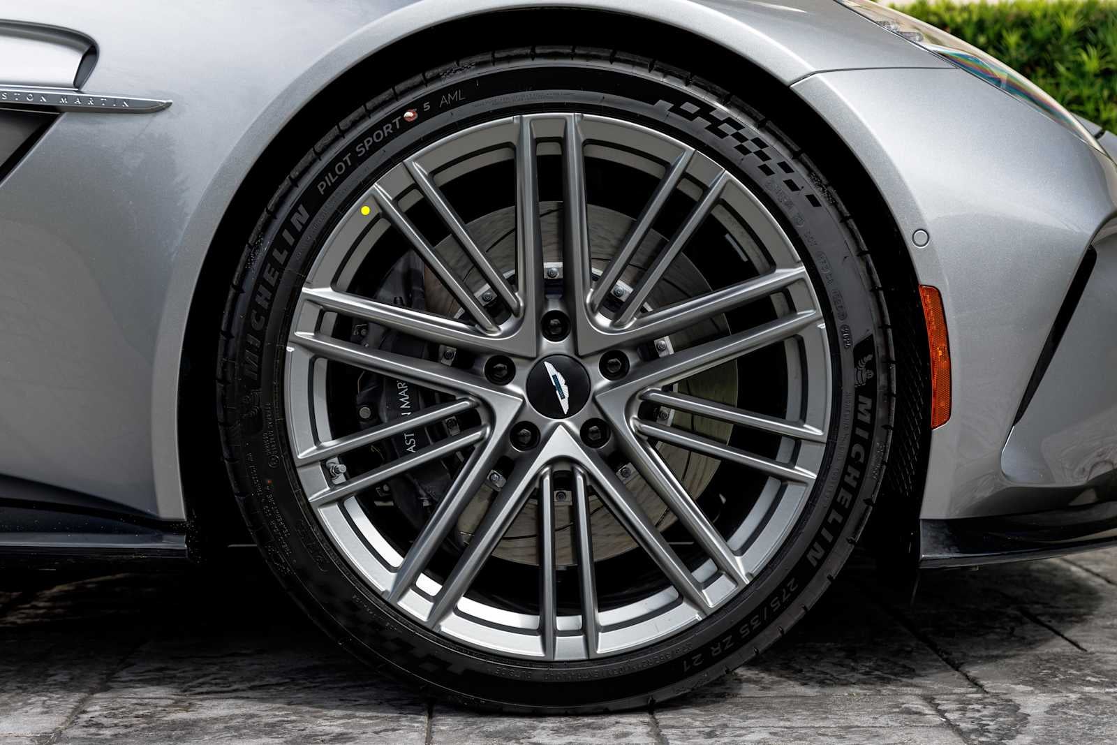 2026 Aston Martin Vantage Base