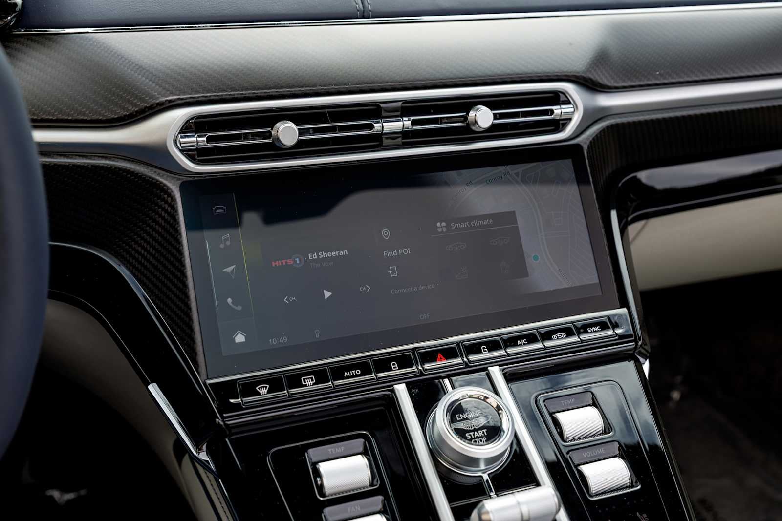 2026 Aston Martin Vantage Base