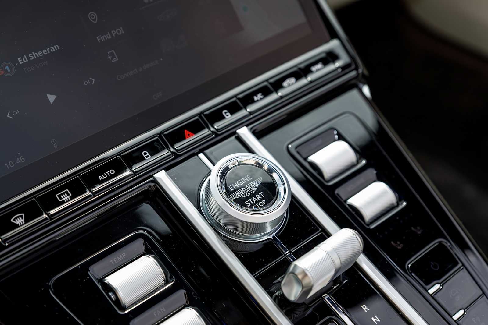 2026 Aston Martin Vantage Base