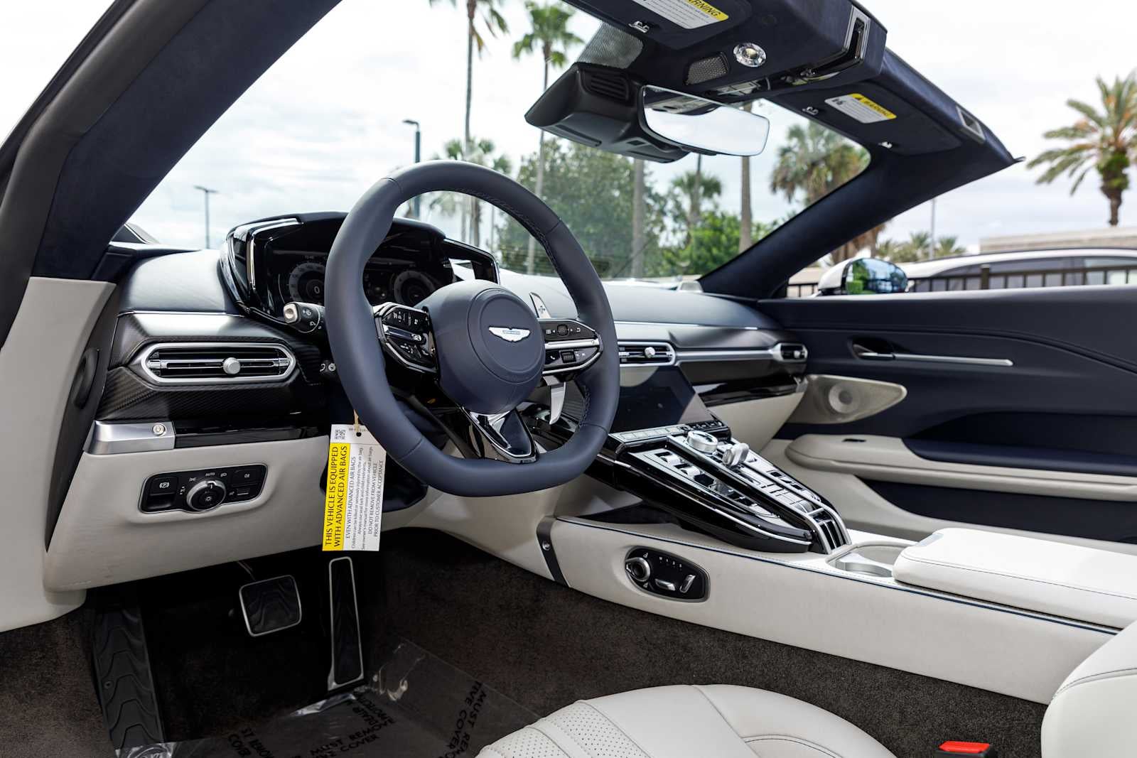 2026 Aston Martin Vantage Base