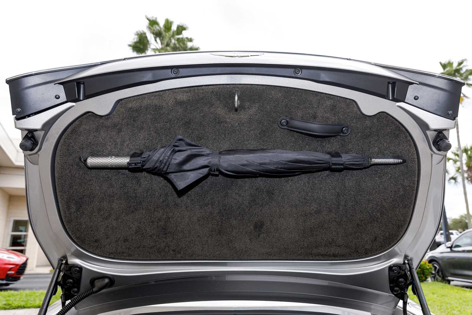 2026 Aston Martin Vantage Base