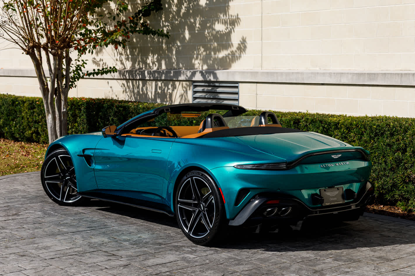 2026 Aston Martin Vantage Base