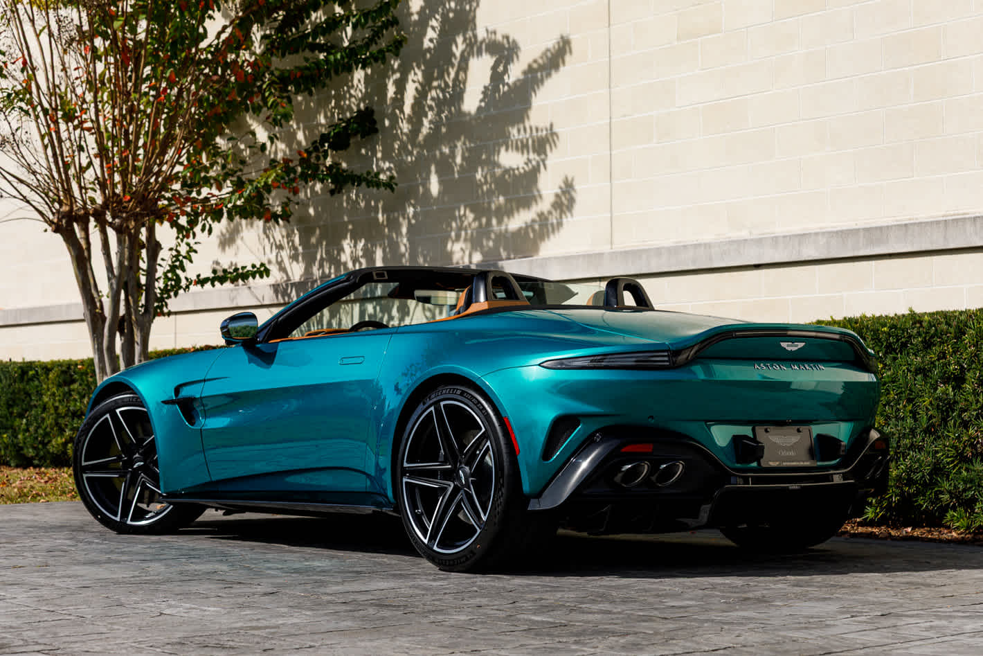 2026 Aston Martin Vantage Base