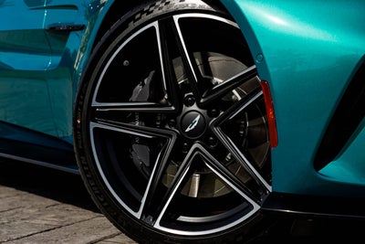 2026 Aston Martin Vantage Base