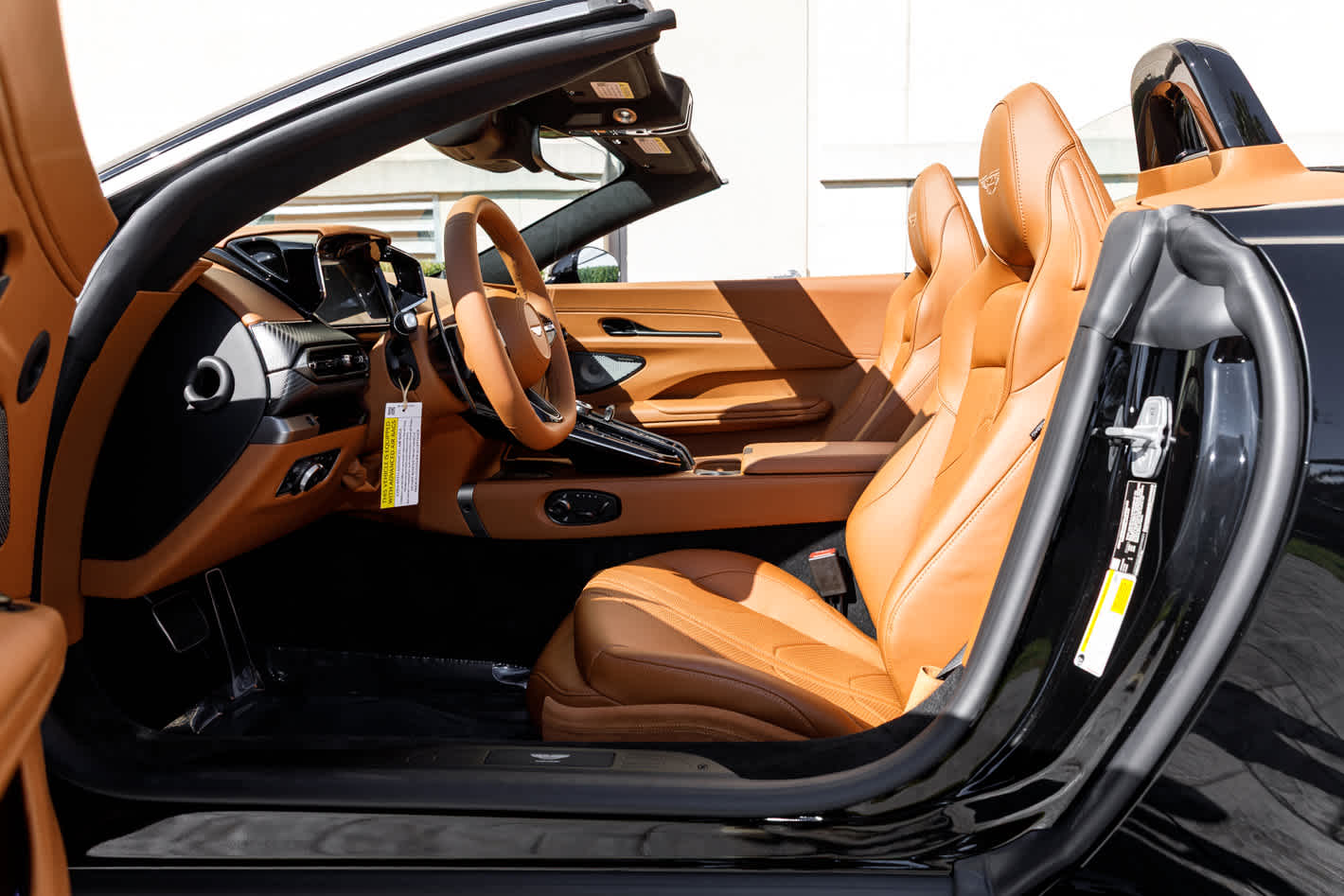 2026 Aston Martin Vantage Base