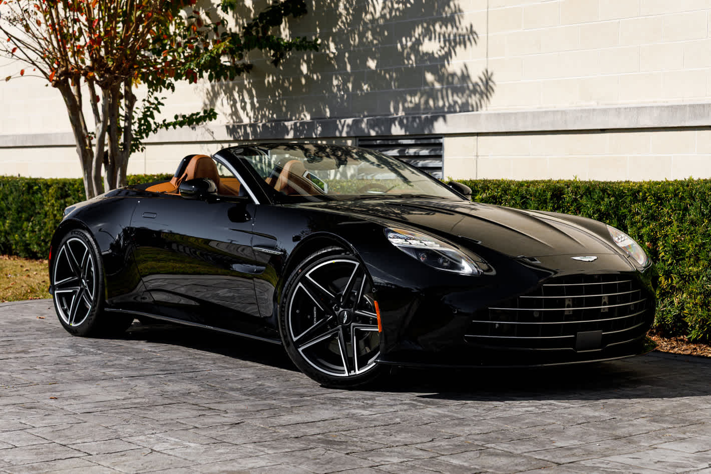 2026 Aston Martin Vantage Base