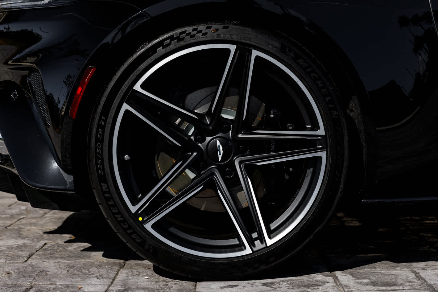 2026 Aston Martin Vantage Base