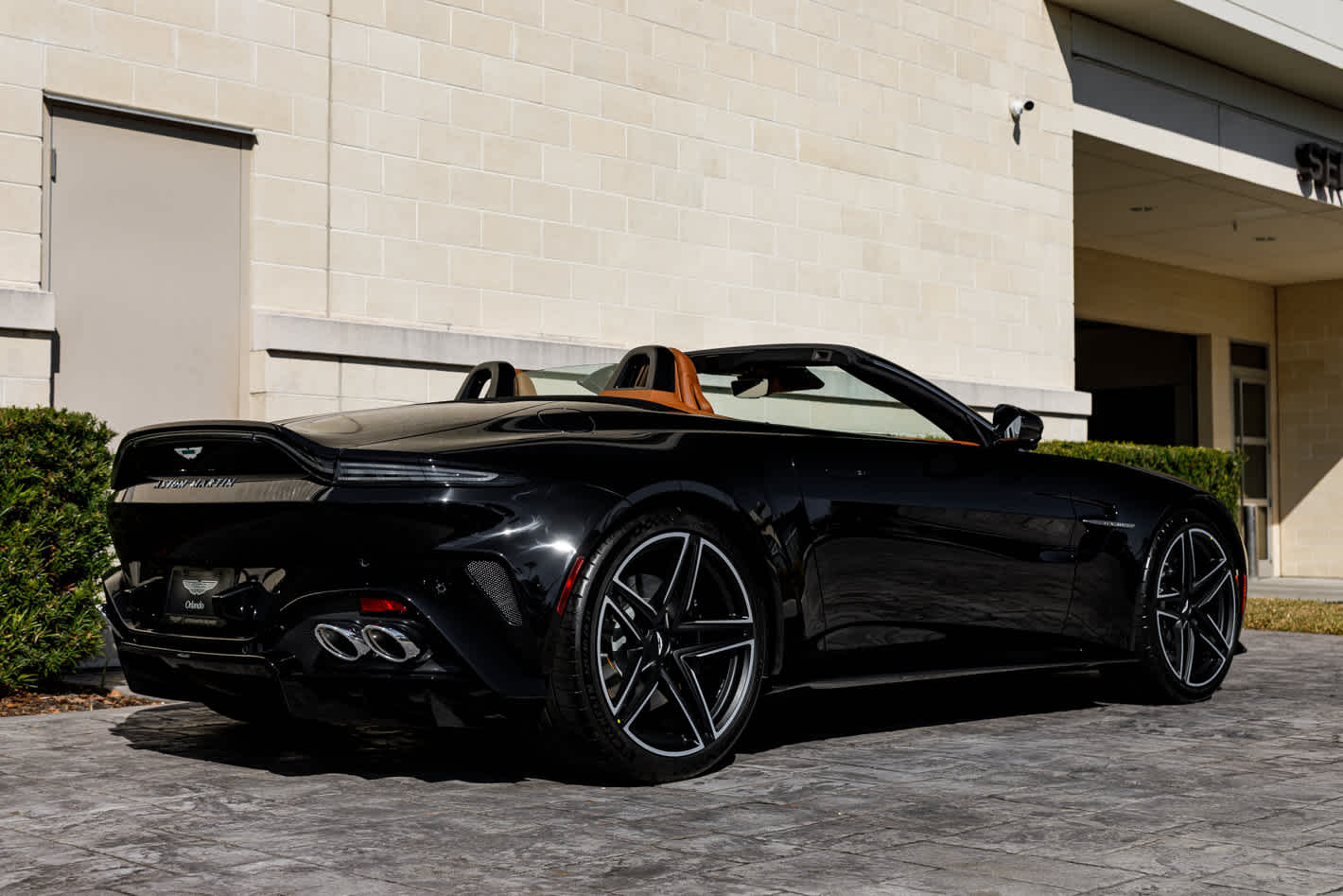 2026 Aston Martin Vantage Base