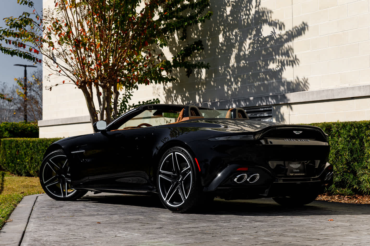 2026 Aston Martin Vantage Base