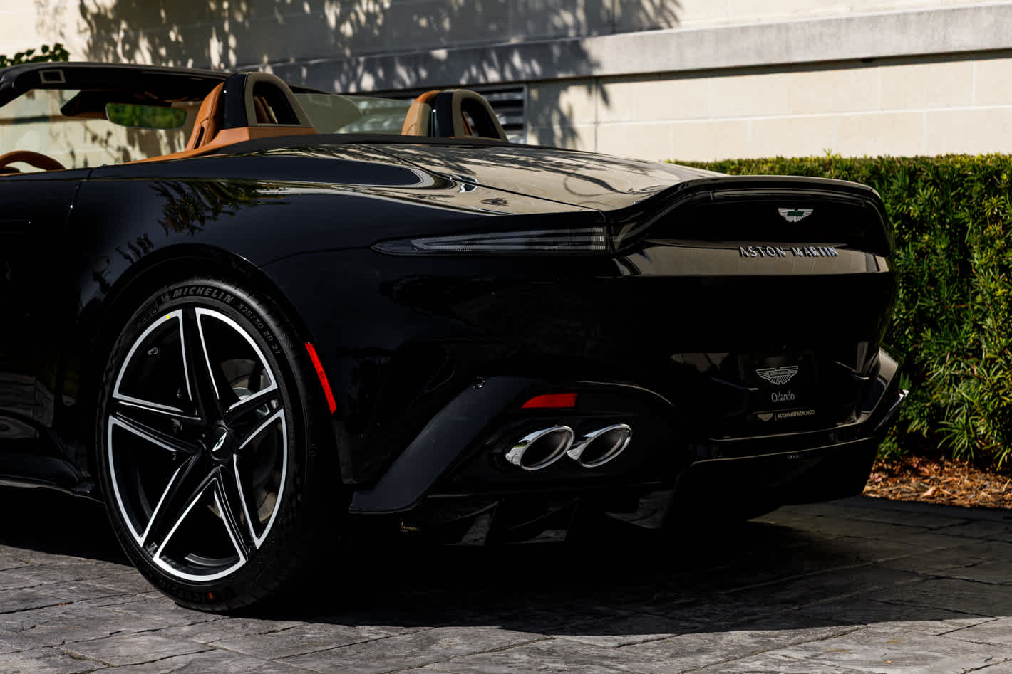 2026 Aston Martin Vantage Base