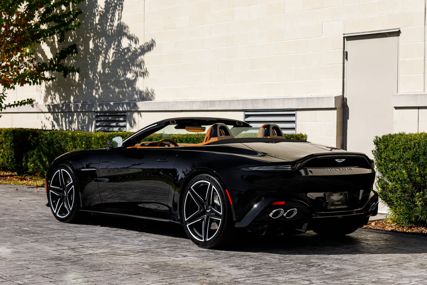 2026 Aston Martin Vantage Base