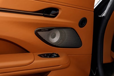 2026 Aston Martin Vantage Base