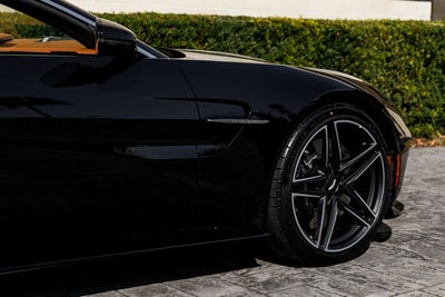 2026 Aston Martin Vantage Base