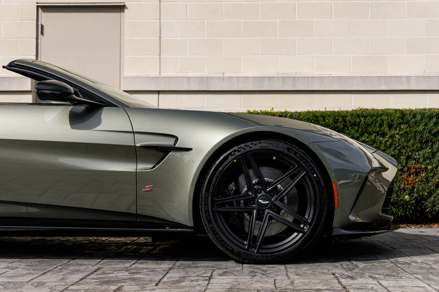 2026 Aston Martin Vantage S