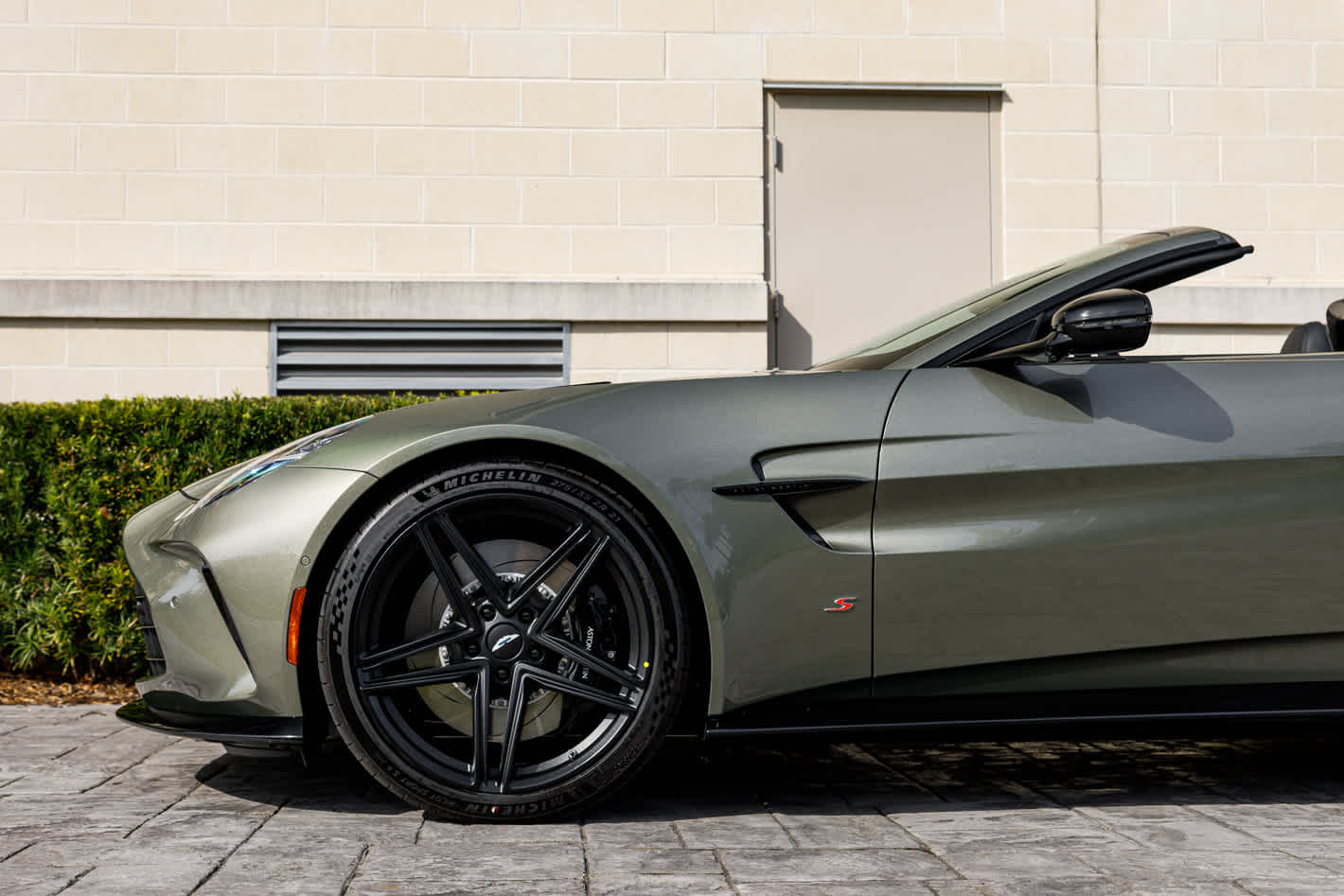 2026 Aston Martin Vantage S