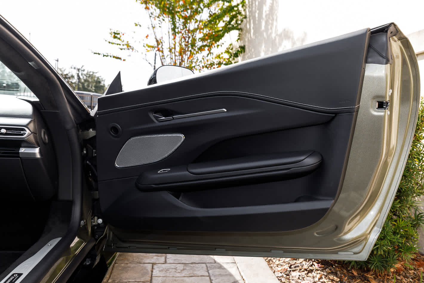 2026 Aston Martin Vantage S