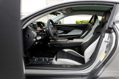 2025 Aston Martin Vanquish Base