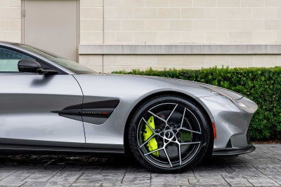 2025 Aston Martin Vanquish Base