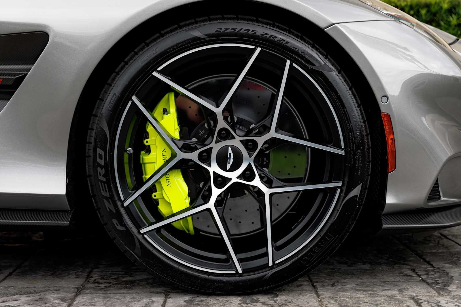 2025 Aston Martin Vanquish Base