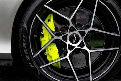 2025 Aston Martin Vanquish Base