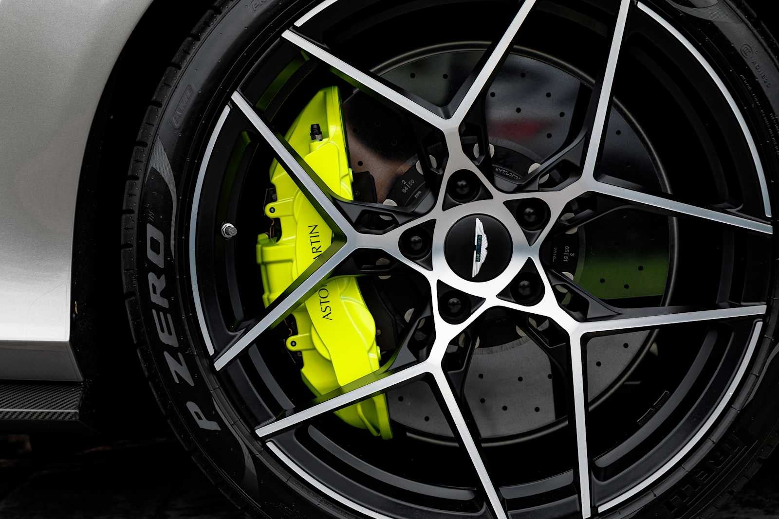 2025 Aston Martin Vanquish Base