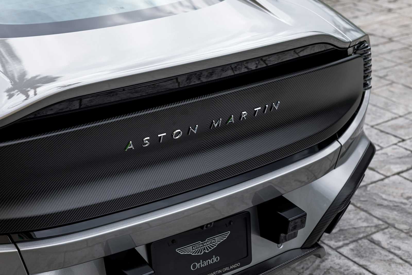 2025 Aston Martin Vanquish Base