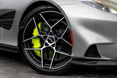 2025 Aston Martin Vanquish Base