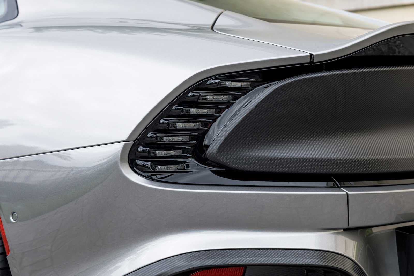 2025 Aston Martin Vanquish Base