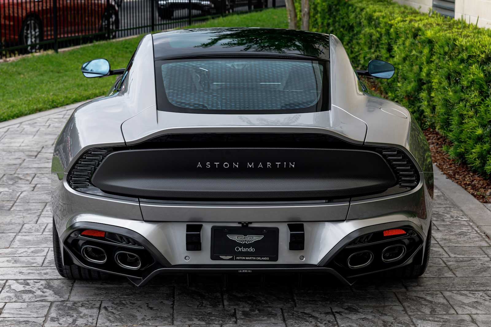 2025 Aston Martin Vanquish Base