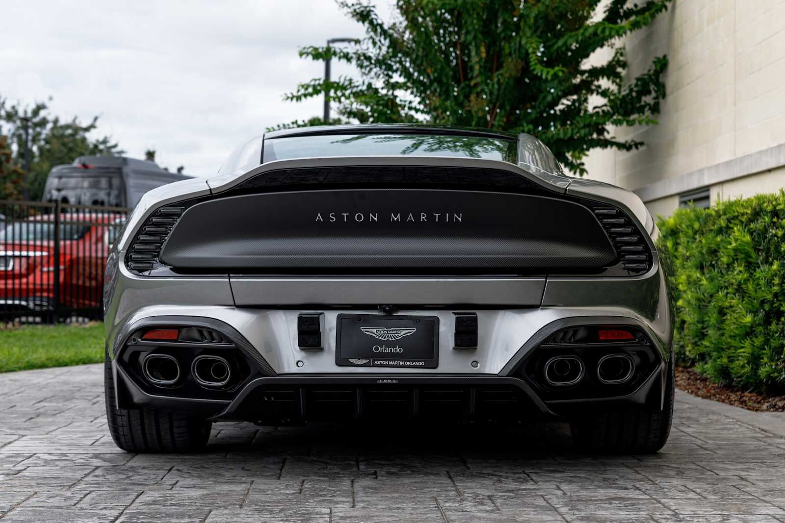 2025 Aston Martin Vanquish Base