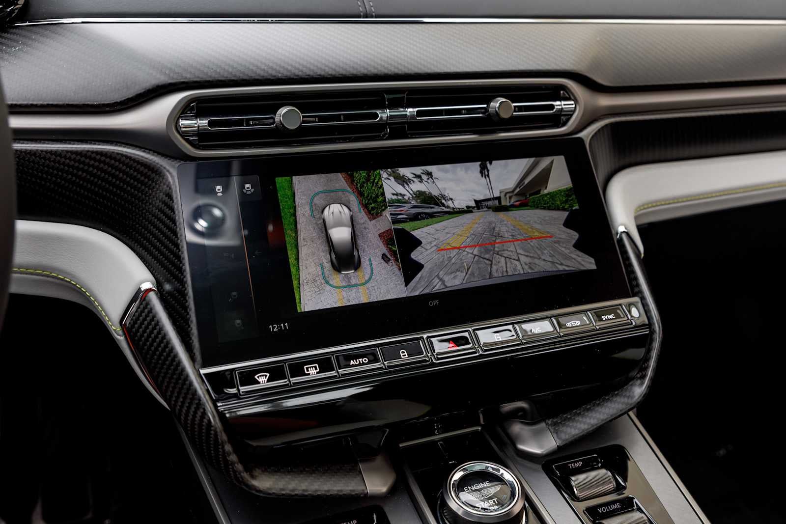 2025 Aston Martin Vanquish Base