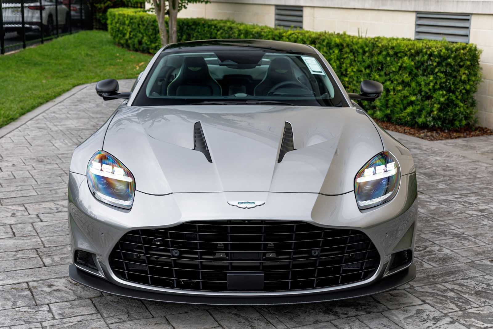 2025 Aston Martin Vanquish Base