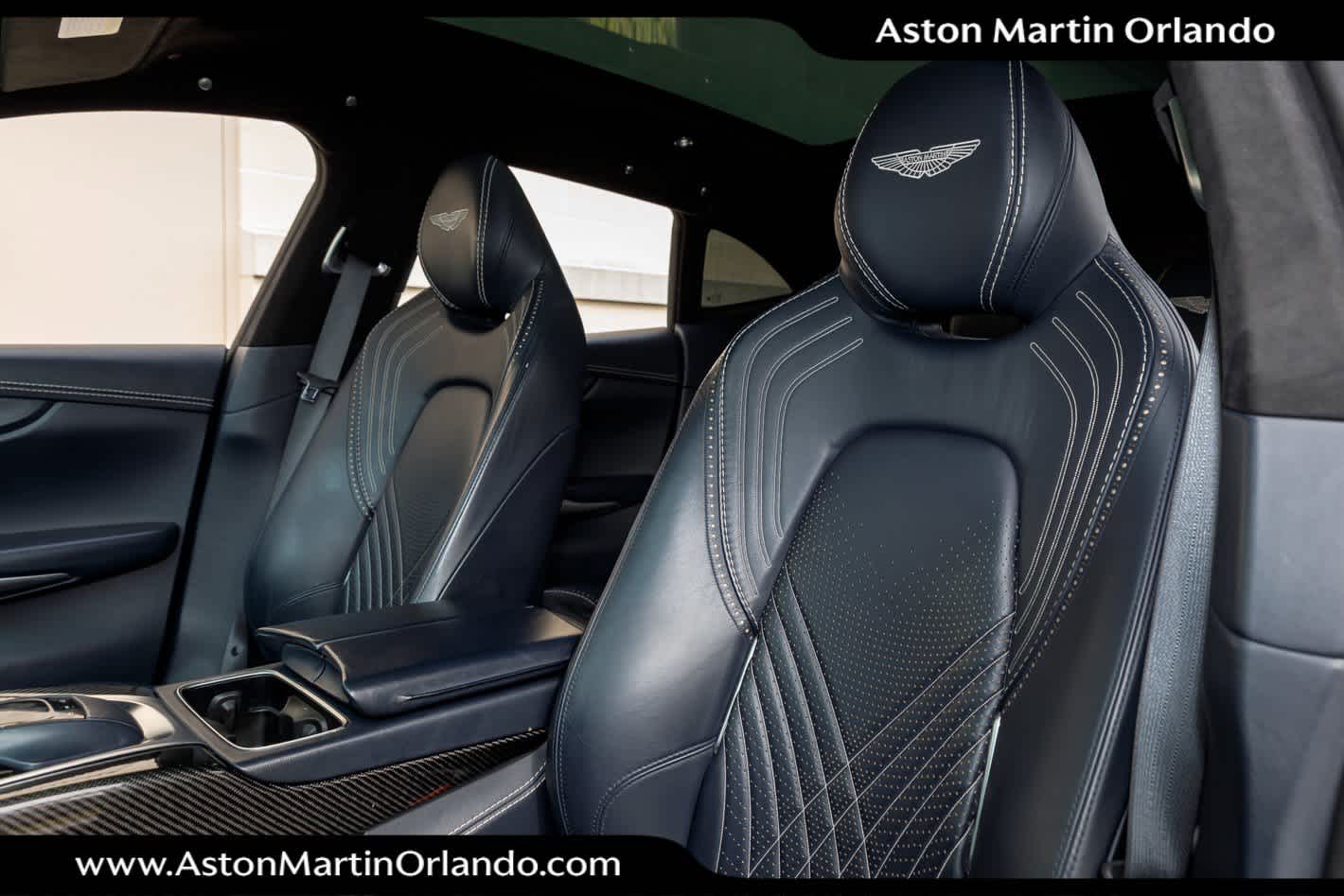 2021 Aston Martin DBX Base