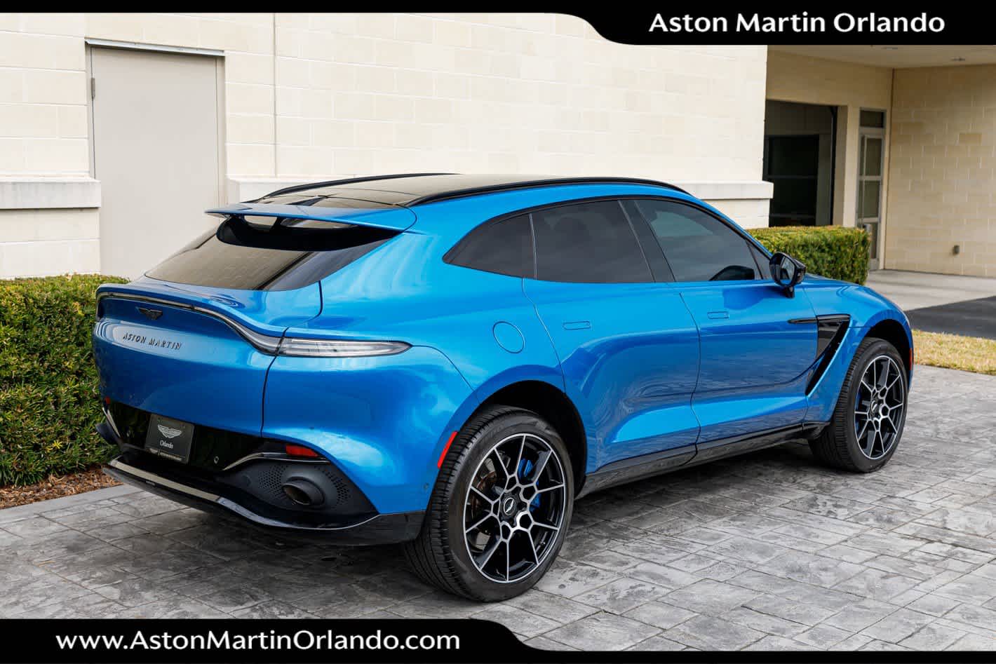 2021 Aston Martin DBX Base