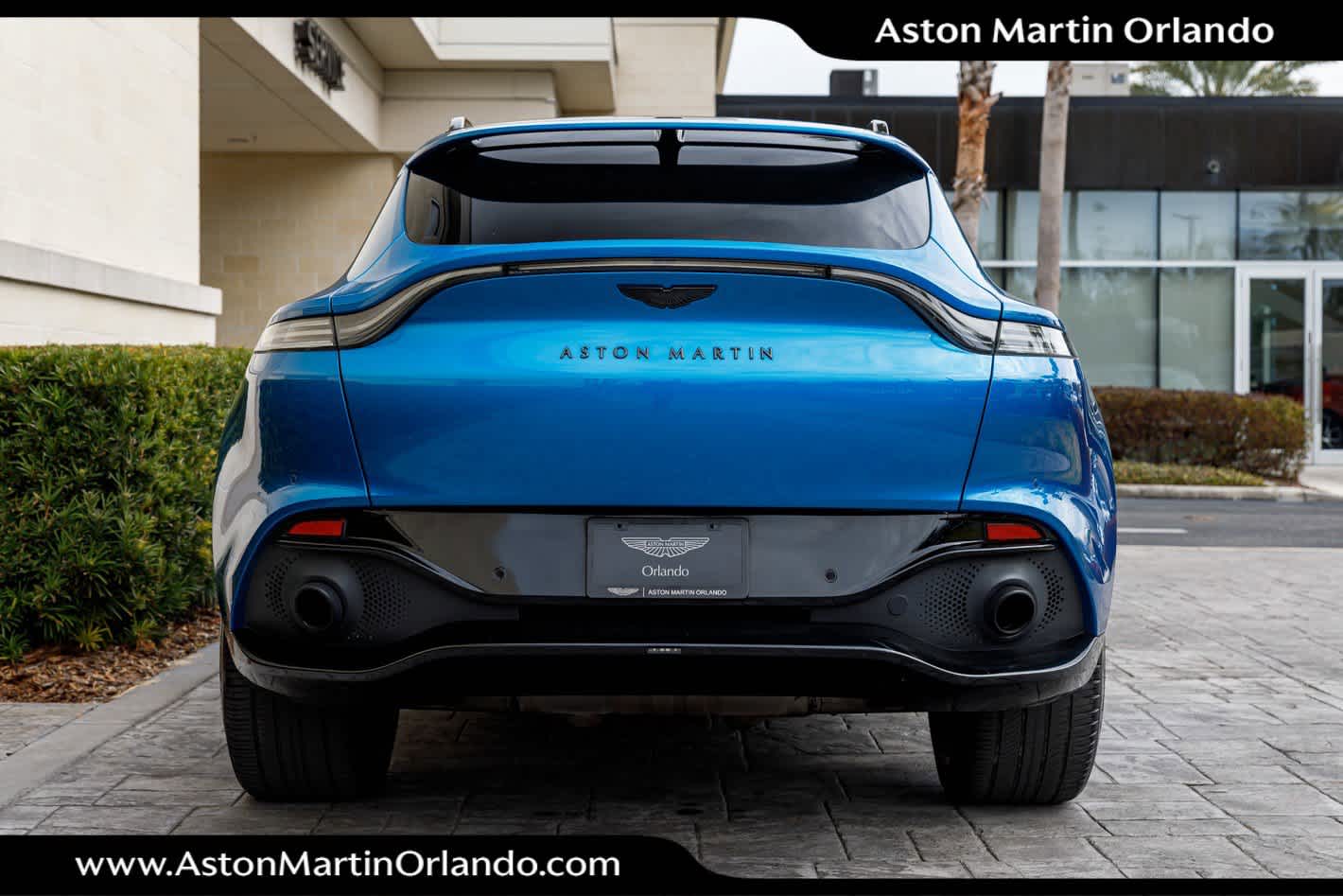 2021 Aston Martin DBX Base