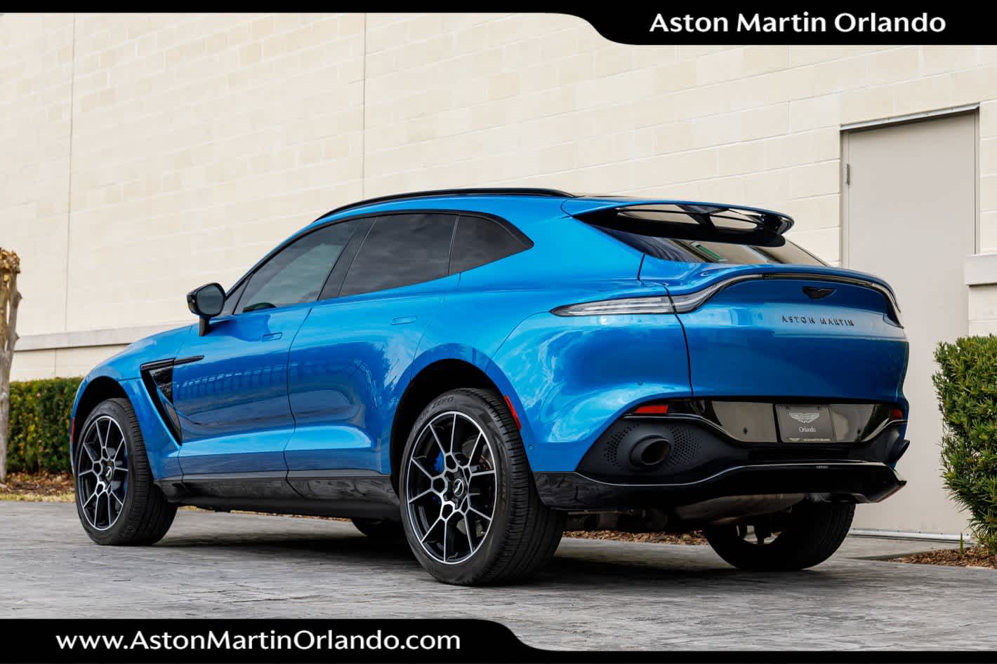 2021 Aston Martin DBX Base