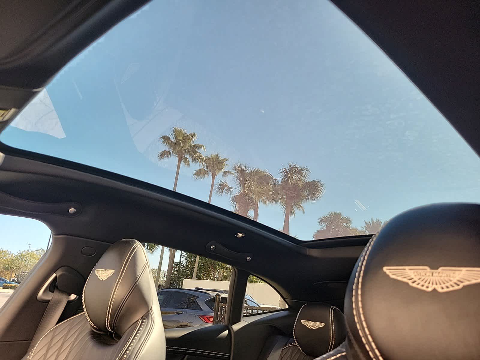 2023 Aston Martin DBX 707