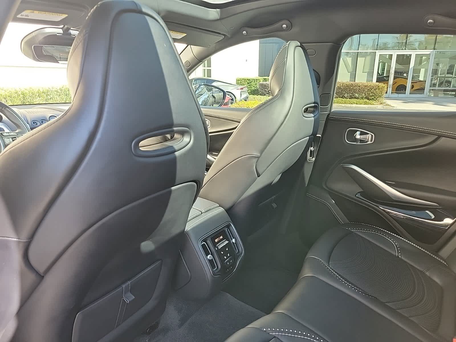 2023 Aston Martin DBX 707