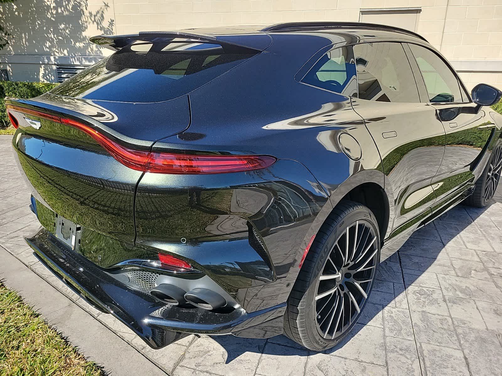 2023 Aston Martin DBX 707
