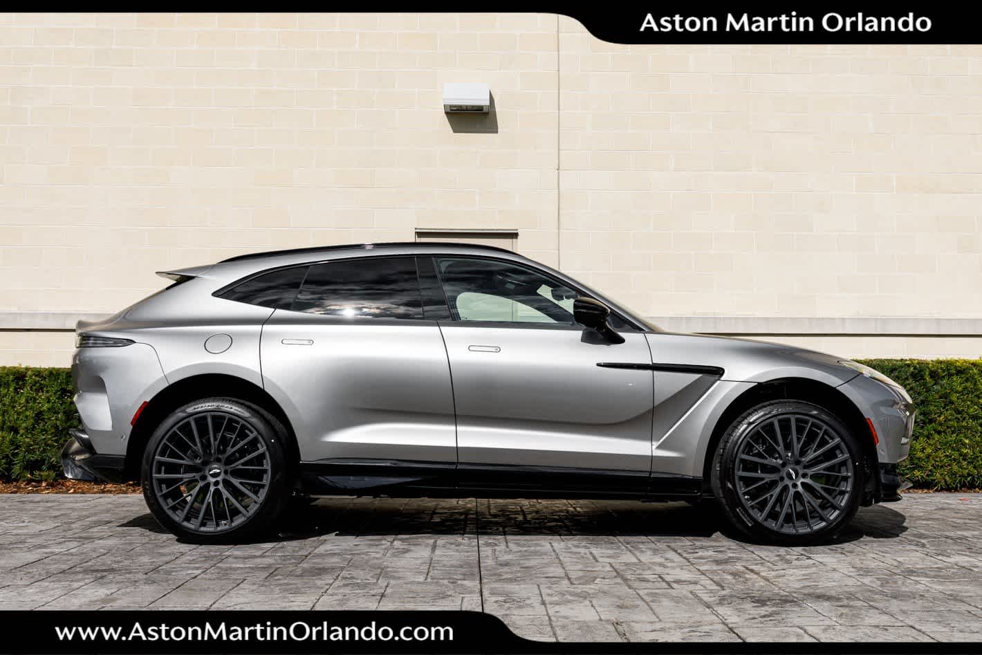 2026 Aston Martin DBX 707
