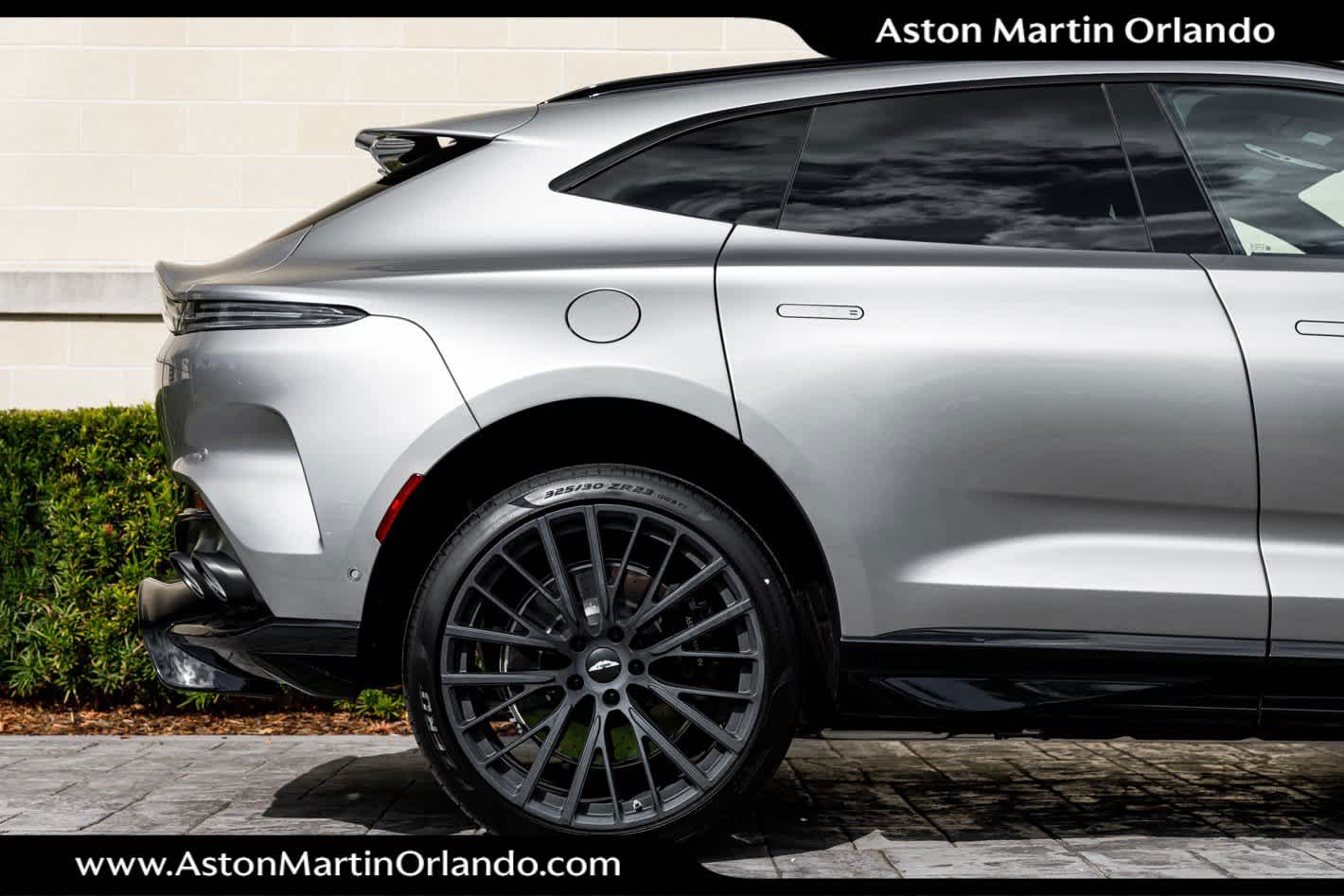 2026 Aston Martin DBX 707
