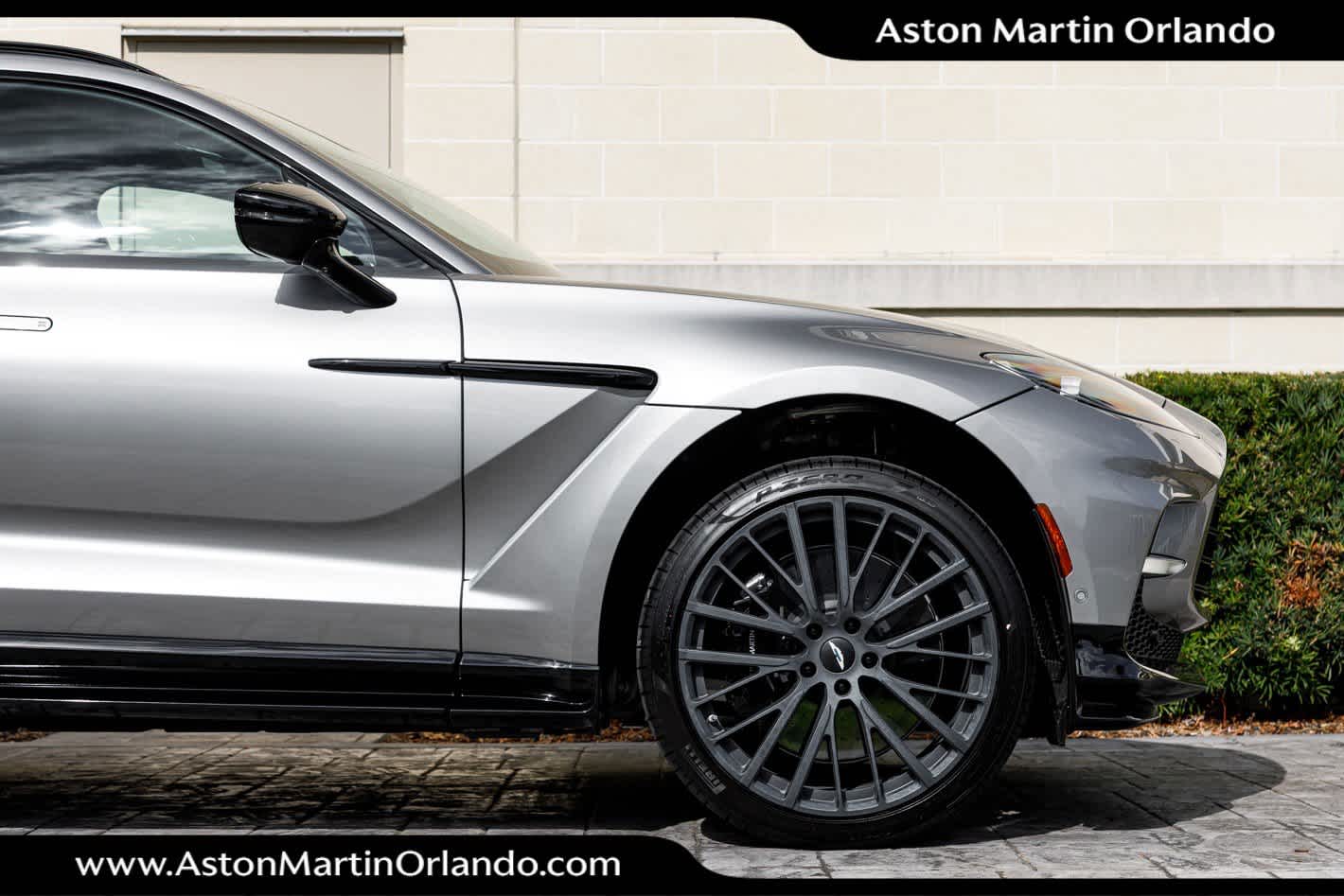 2026 Aston Martin DBX 707